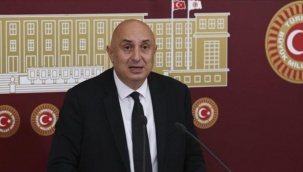 CHP'li Özkoç'tan Pakdemirli'ye: Yangın uçağı almadın, kendine uçak tahsis ettirdin