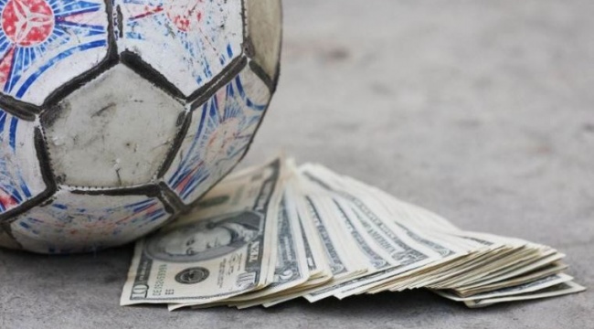 Futbolda transfere on yılda 48.5 milyar dolar harcandı: Türkiye 9. sırada