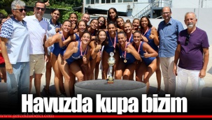 Havuzda kupa bizim