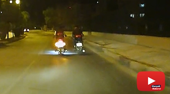 Motosikletli sürücülerin tehlikeli muhabbeti kamerada