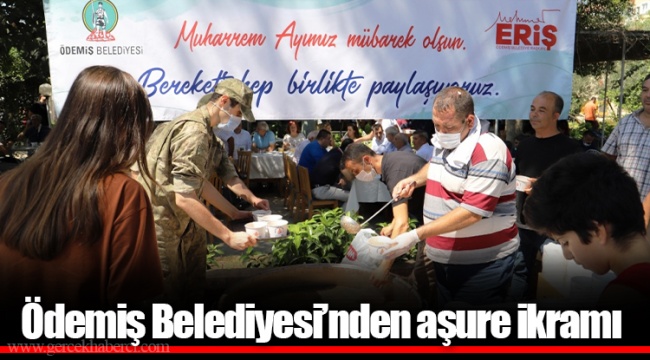 Ödemiş Belediyesi’nden aşure ikramı 