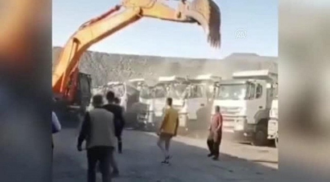 5 kamyonun kabin kısmını kepçeyle ezen iş makinesi operatöründen açıklama: Mağdur yok