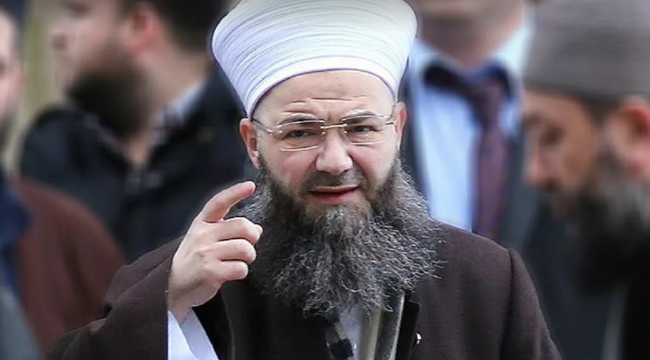 'Cübbeli Ahmet': Eşcinsellik normal görülmeye başlanırsa gökten taş yağacak