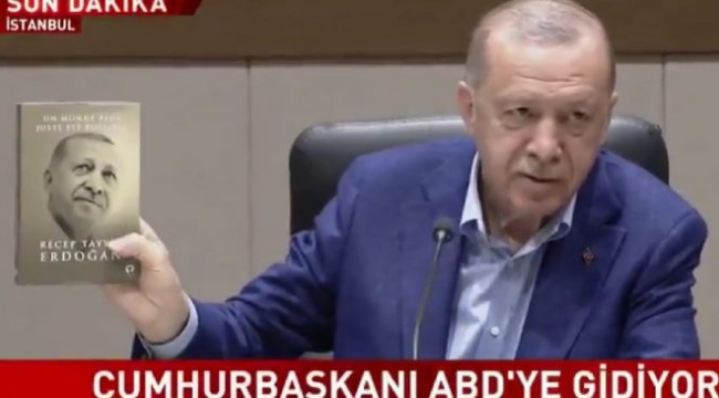 Erdoğan kitabının Fransızcasını gösterdi, “İngilizcesi” dedi
