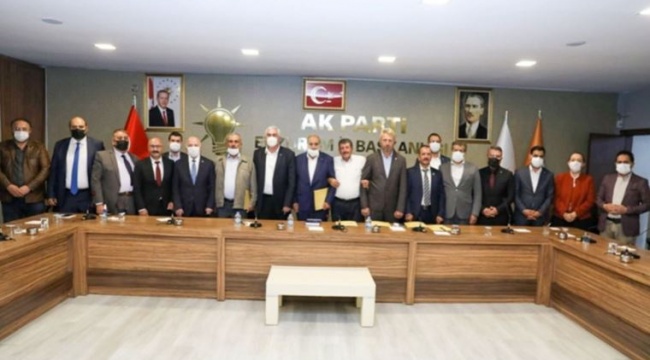İYİ Parti'den istifa edip AK Parti'ye geçtiler
