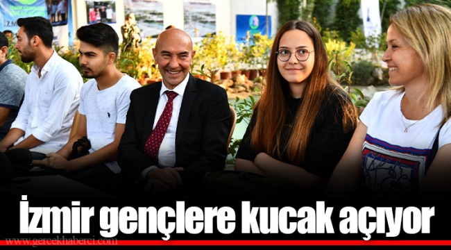 İzmir gençlere kucak açıyor