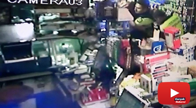 Kimlik göstermeyip polise bıçak çeken şüpheli, vurularak etkisiz hale getirildi