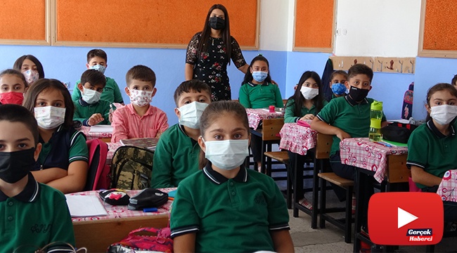 Klipli aşı çağrısı yapan minik öğrenciler yeniden okula kavuştu