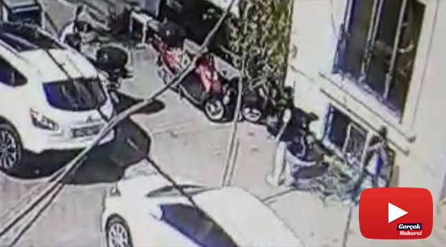 Okuldan çıkan öğrencilerin üstüne torpil attı