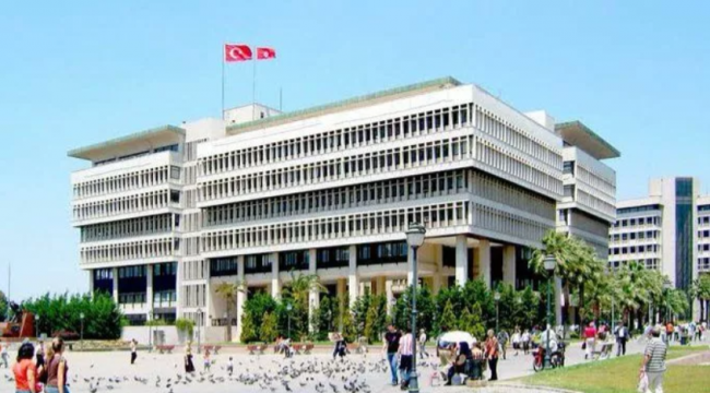 Saygı Öztürk: 225 bin kişinin iş istediği İzmir, merkezi yönetime 40 vermiş, bir almış