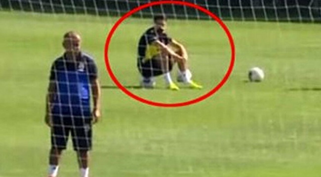 Uğruna transfer savaşları yapıldı bir yılı aşkındır kulüp bile bulamıyor
