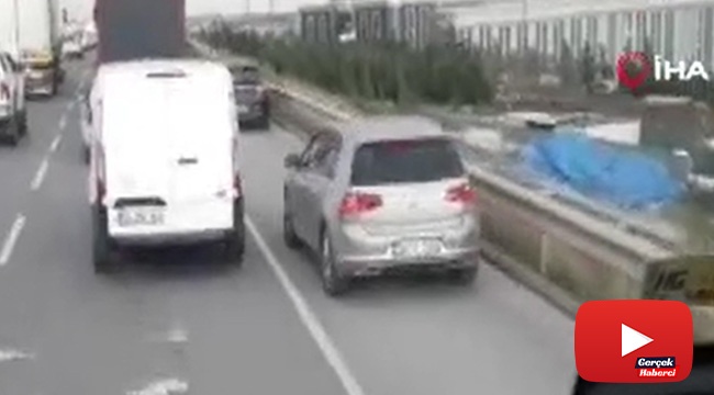 Emniyet şeridinde oluşan yoğunluğu böyle görüntüledi