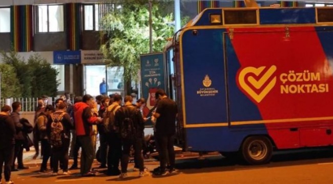 İBB'nin KYK yurdu için yaptığı internet yardımına bakanlık engeli: "Derdiniz üzüm mü yemek, bağcıyı mı dövmek?"