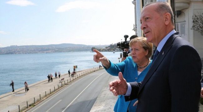 Merkel'den veda ziyareti: Cumhurbaşkanı Erdoğan, İstanbul Boğazı'nı anlattı