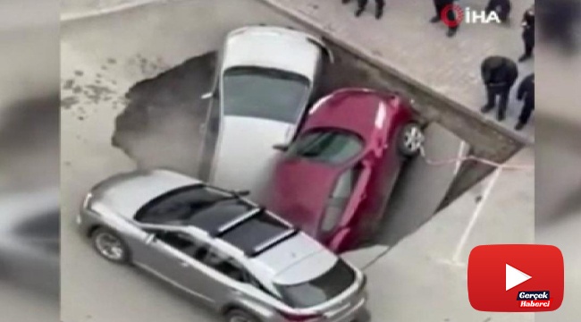 Rusya'da sıcak su borusu patladı, araçlar su dolu çukura düştü