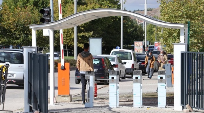 Üniversitede fakülteler arasına ücretli HGS konuluyor: Öğrenci 30, akademisyen 50, dışarıdan gelen 100 lira ödeyecek!