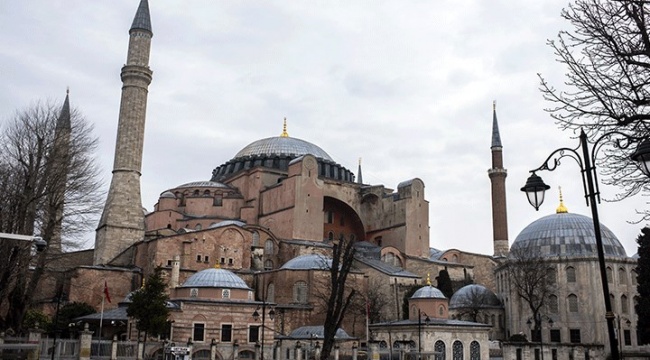 Ayasofya'da Atatürk için mevlit okutma talebi reddedildi: "Demek ki ibadete değil, siyasete açılmış"