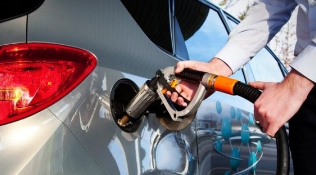 Benzin, motorin ve otogaza zam geldi