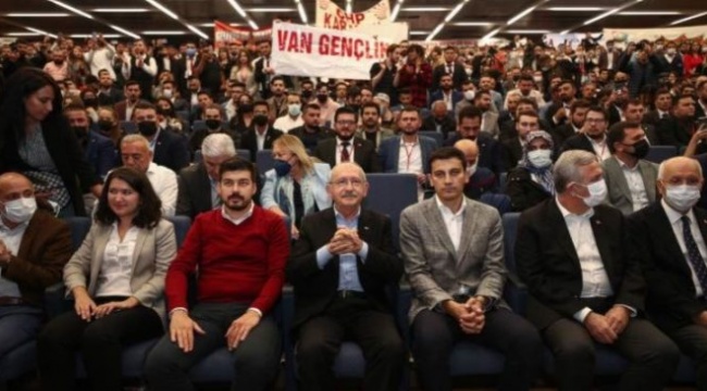 CHP Gençlik Kolları’nın yeni başkanı ve yönetimi belli oldu