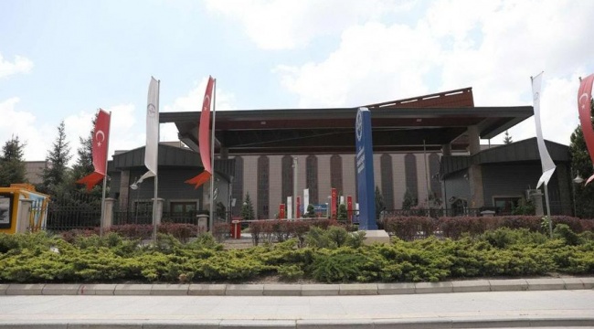 Diyanet'ten yetişkin erkekler için yeni program; camilerde haftada 3 gün Kur'an-ı Kerim, itikat, ibadet, ve ahlak dersleri verilecek