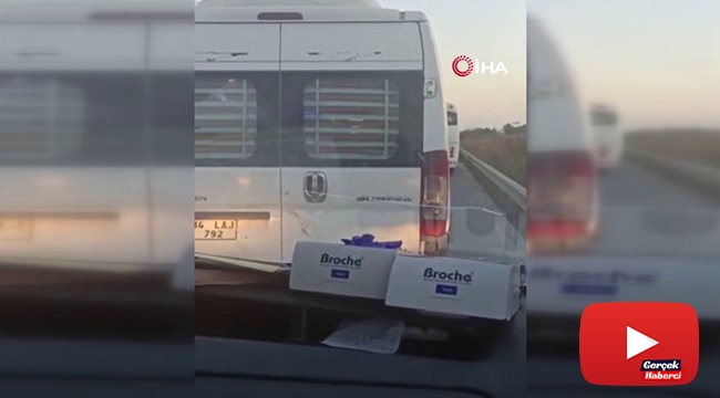 Emniyet şeridini ihlal eden sürücüler ambulansa zor anlar yaşattı