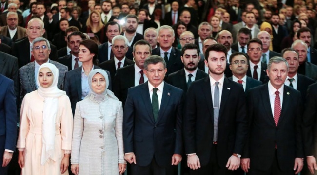 Gelecek Partisi’nde toplu istifa depremi