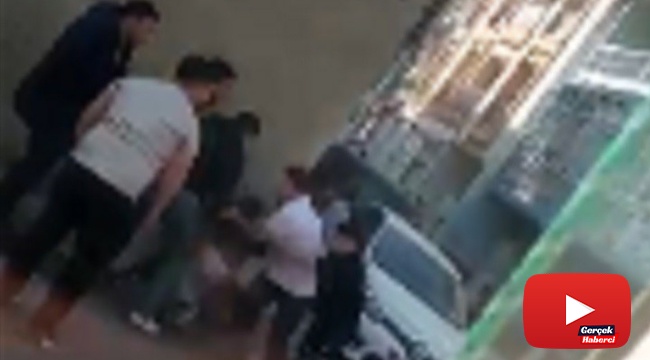 İzmir'de güpegündüz silahlı çatışma anı kamerada