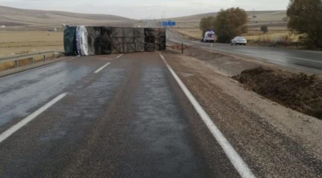 Kayseri'de yolcu otobüsü devrildi: 11 yaralı
