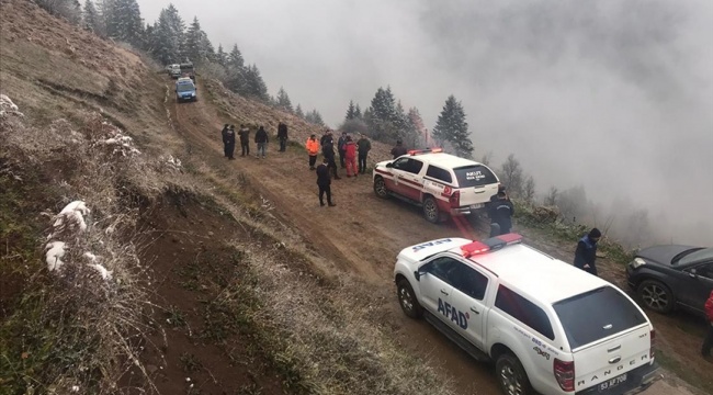 Rize'de kurtarma çalışmasına katılan jandarma aracı uçuruma yuvarlandı