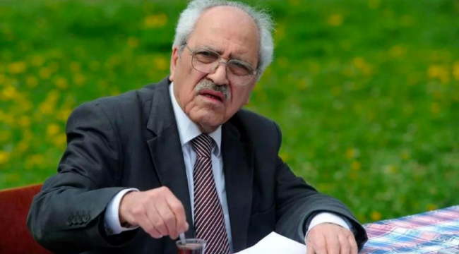 Şair Sezai Karakoç hayatını kaybetti