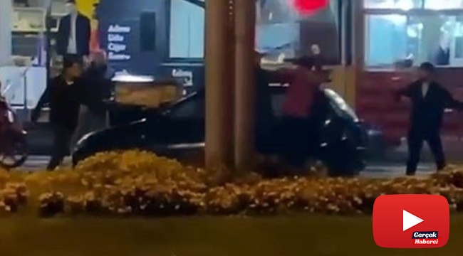 Tekme, yumruk yetmedi cam şişeyle saldırdılar