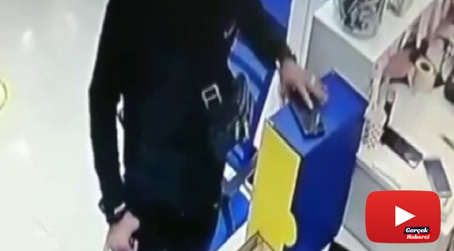 Telefonu cebine attı, rahatlığı görenleri şaşırttı