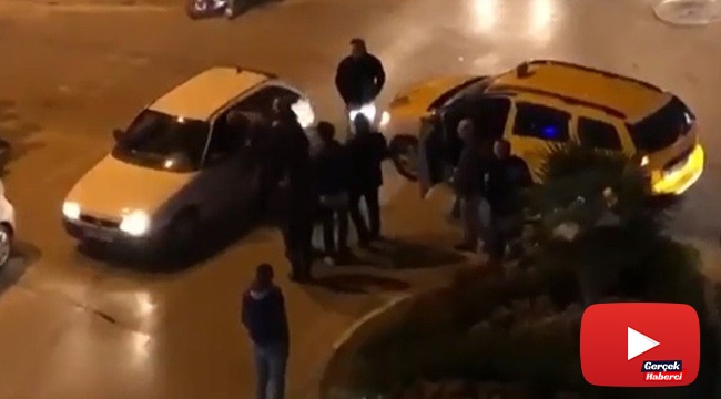 Trafikte yumruk yumruğa yol verme kavgaları kamerada