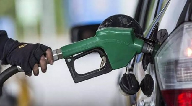 1 Ocak itibarıyla motorine, benzine ve LPG'ye zam yapıldı