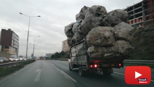 Aşırı yüklü kamyonun E-5 karayolunda ilerlediği anlar kamerada