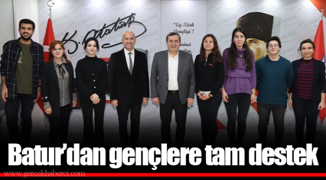 Batur’dan gençlere tam destek