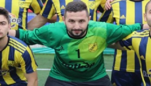 Bursa'da kırmızı kart gören kaleci, tabancayla soyunma odasını bastı