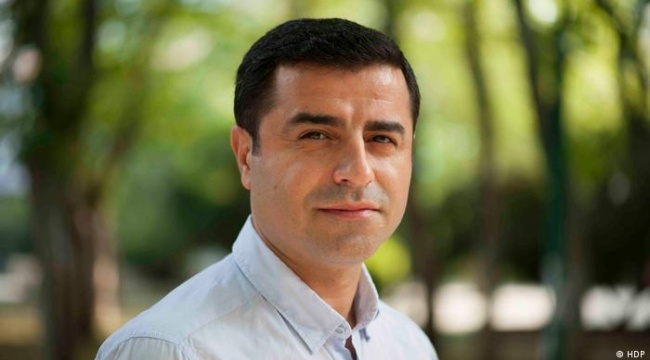 Demirtaş'tan mahkemeyi bitirin talimatı verenlere: Soylu'yu Bahçeli'yi de alıp gelin bakalım kim kimi yargılıyor