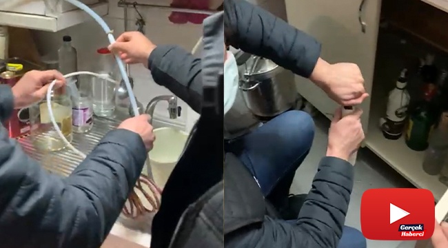Ev görünümlü sahte alkol imalathanesine baskın kamerada