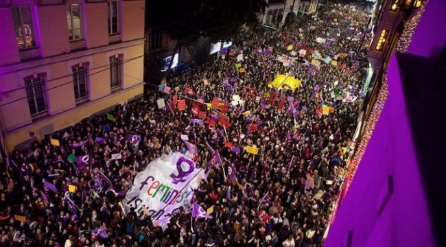 Hâkimden Feminist Gece Yürüyüşü’nde gözaltına alınan kadınlara: Erkekler de öldürülüyor, biz de mi toplanalım