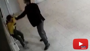 Öğretmenin öğrencisini tekme tokat dövdüğü anlar kamerasında