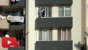 Pencerede ölümüne temizlik