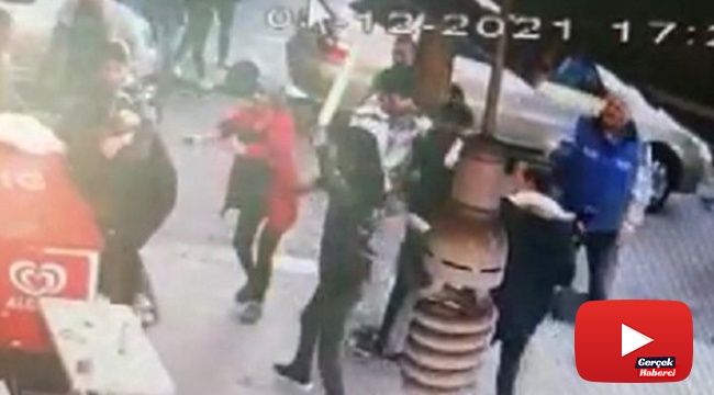 Satır ve döner bıçağıyla saldırı anı kamerada: 1 ağır yaralı