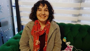 Üniversite öğrencisine