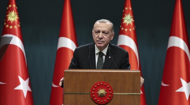 Cumhurbaşkanı Erdoğan: 20 Aralık'ta açıkladığımız bir tedbir paketiyle panik havasını dağıtmak mecburiyetinde kaldık