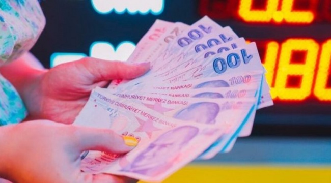 İngiliz banka, dolar/TL tahminini güncelledi: “2022’de 20’yi, 2023’te 28 lirayı görecek”