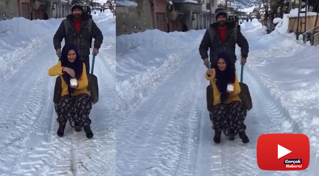 Karlı yollarda el arabalı eğlence