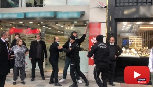 Motosiklet ile otomobil çarpışması sonucu sinirler gerildi