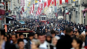 221 kişi daha hayatını kaybetti, 98 bin 715 yeni vaka tespit edildi