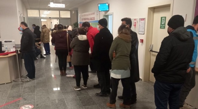 Binlerce kişi hastaneye başvurdu; Sağlık Bakanlığı salgın şüphesiyle Bilecik'e uzman ekip gönderdi